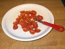 Tomaten-schneiden-2.JPG